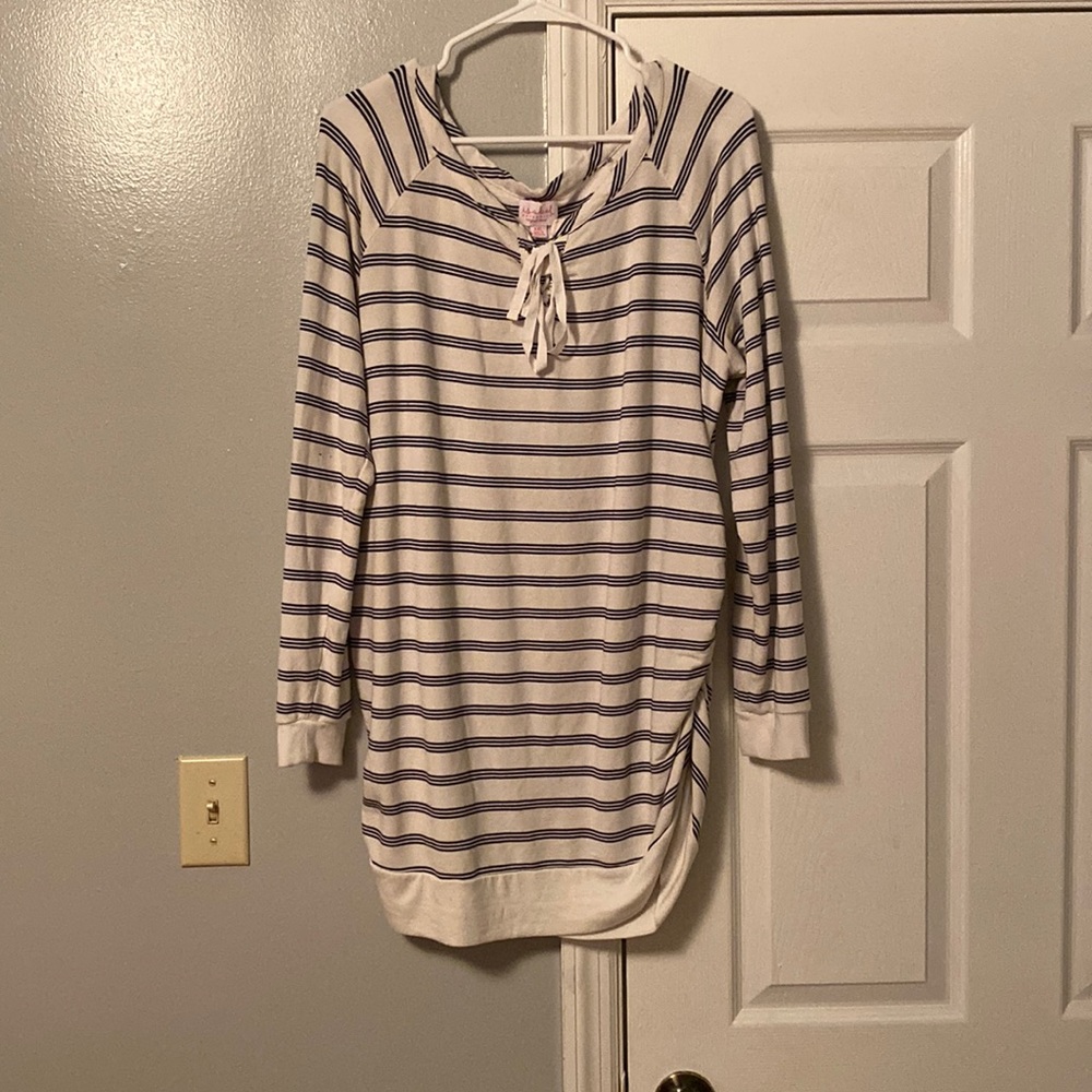 Maternity, Isabel Maternity brand, XXL, color is white with black stripes across